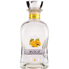 Виноградна горілка Bolgrad Гроно Галіції Muscat Select 0.5 л 40%