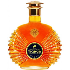 Коньяк Тигран 4 роки витримки 0.5 л