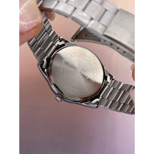 Чоловічий годинник Casio MTP-VD03D-2A